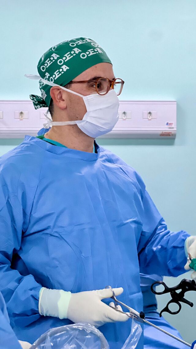 🔹Mais uma cirurgia bariátrica e metabólica realizada com sucesso por videolaparoscopia! ⚜️Técnica minimamente invasiva que proporciona recuperação mais rápida e menos dor para o paciente. Seguimos transformando vidas com segurança e excelência! 🔐 Hospital: Rio Grande @hospitalriogrande Equipe: @franciscodiniz @cunhacordeior @fanny_bezerra @kalianecunhanutri @lyssadantaspsi 📌@equillibriumrn @nsmedicaloficial @reachsurgical @opera.cirurgias #bariatrica #obesidade #videocirurgia #cirurgiarobotica